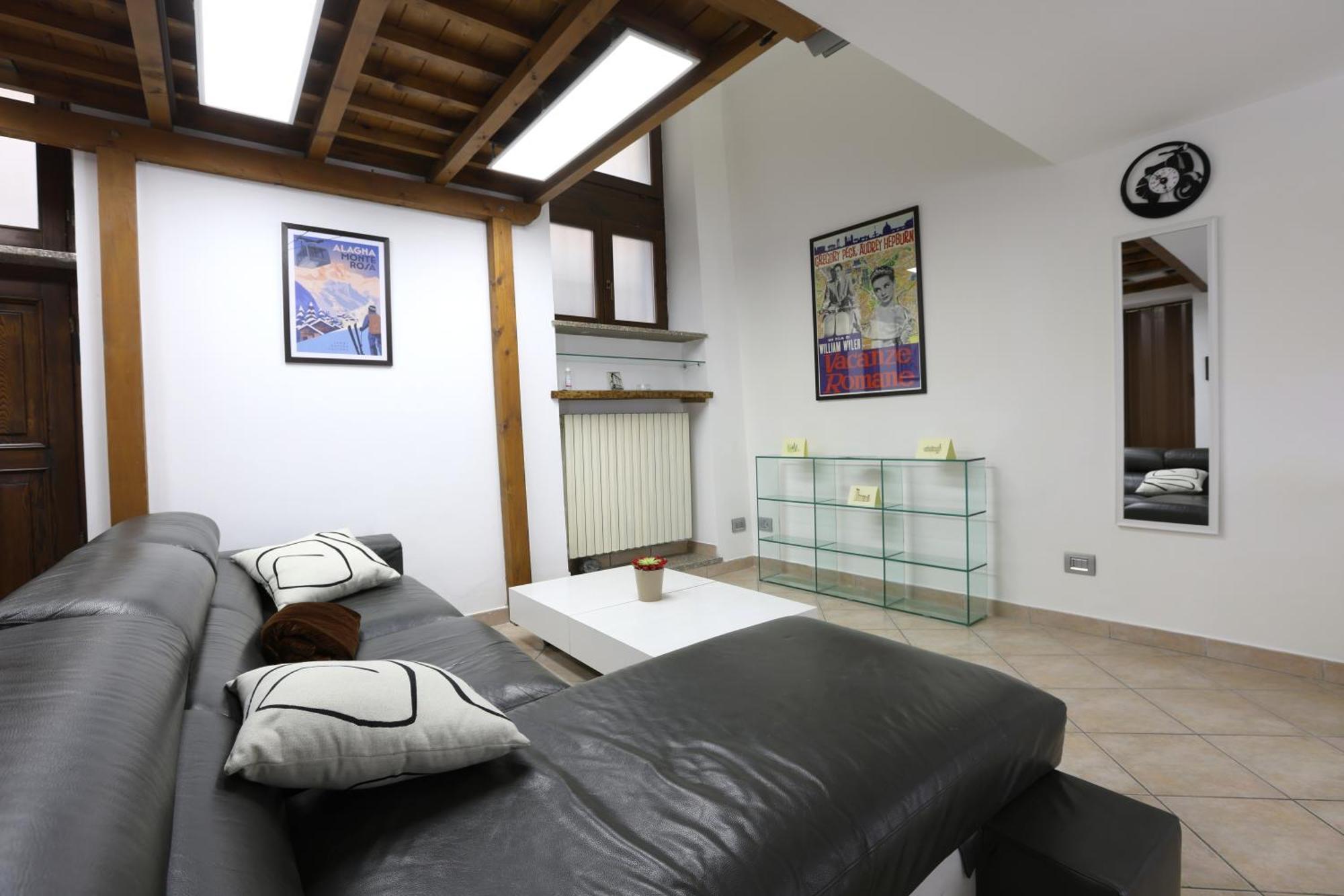 Loft Piazza Cavour Vercelli Exterior photo